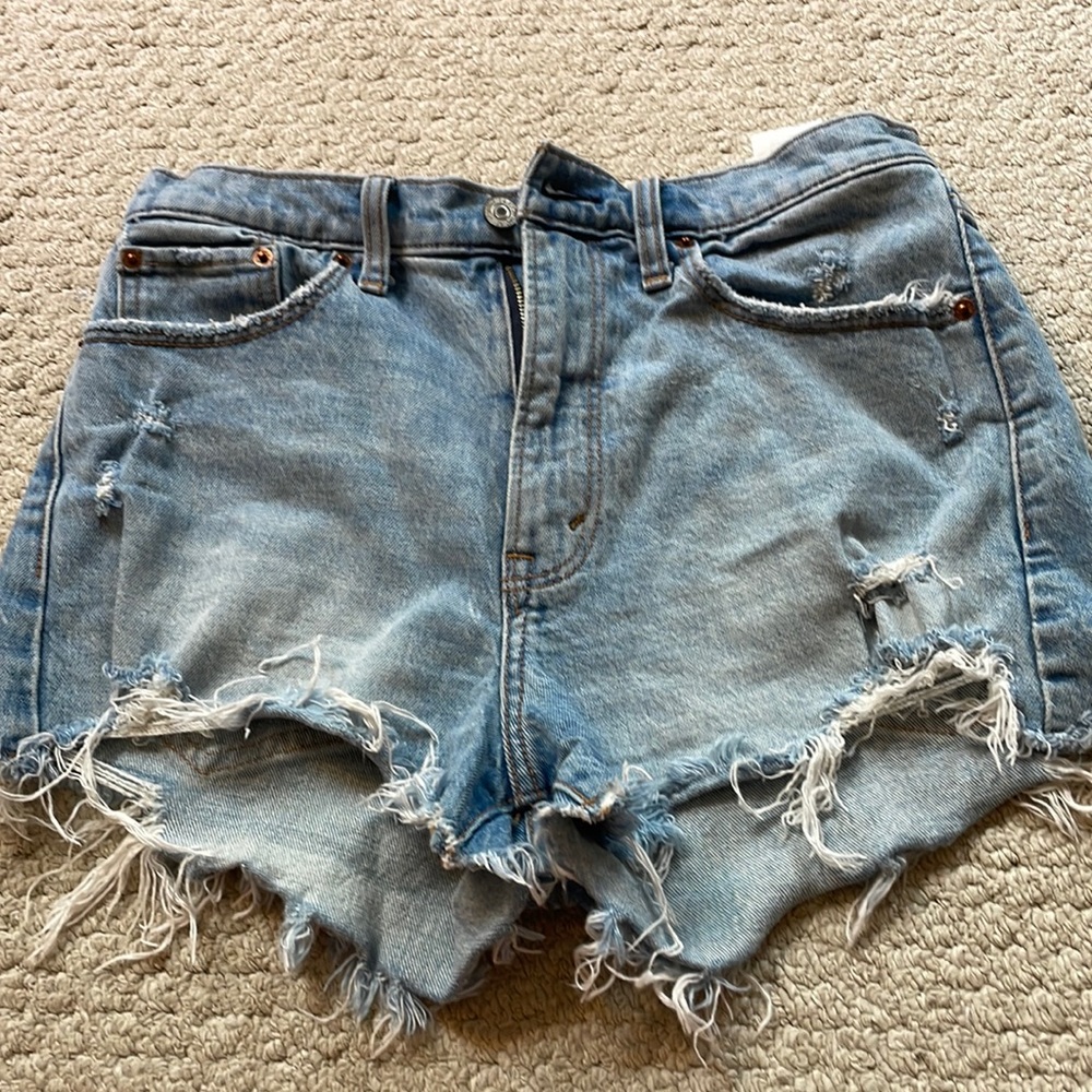 Abercrombie high rise mom shorts